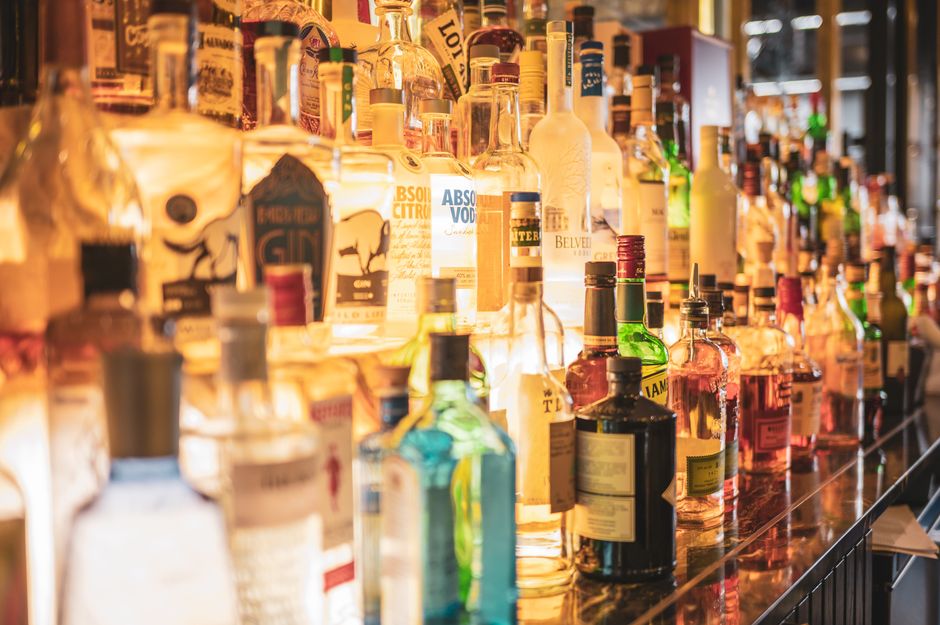 Bilans zysków i strat. Jak wygląda rynek alkoholu i jego wpływ na zdrowie Polaków?