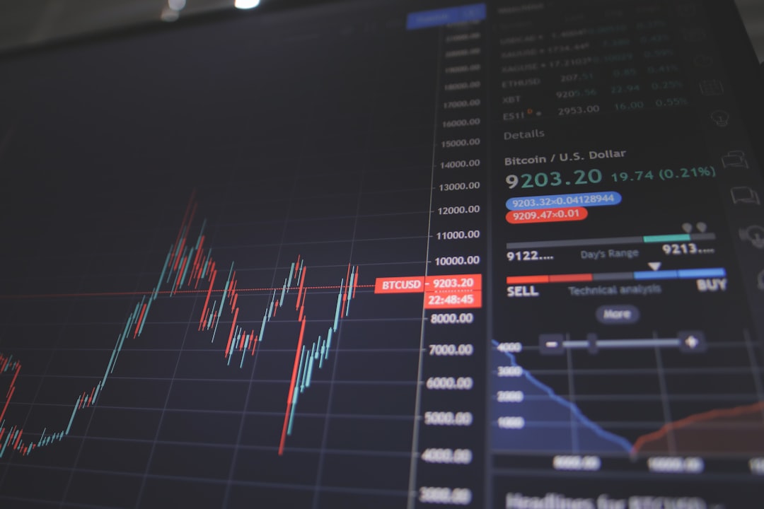 Bitcoin eksploduje na wykresach. Najlepszy tydzień kryptowaluty od lat napędzany decyzją USA Bitcoin eksploduje na wykresach. Najlepszy tydzień kryptowaluty od lat napędzany decyzją USA