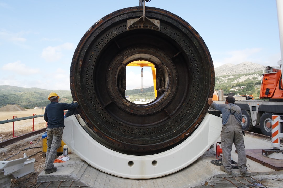 Gigantyczne tarcze TBM ruszają w Beskidy. Jadwiga i Kinga wywiercą rekordowy tunel Gigantyczne tarcze TBM ruszają w Beskidy. Jadwiga i Kinga wywiercą rekordowy tunel