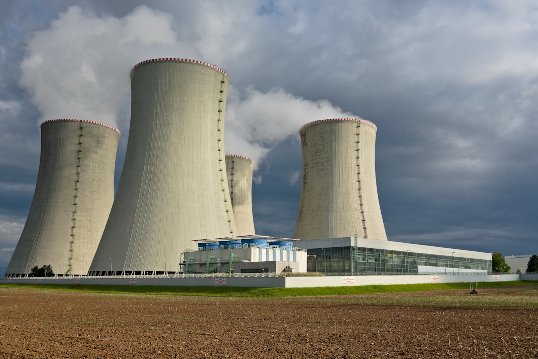 Kroplówka dla energetyki. Węgierska elektrownia Paks uratowana przed całkowitym wyłączeniem Kroplówka dla energetyki. Węgierska elektrownia Paks uratowana przed całkowitym wyłączeniem