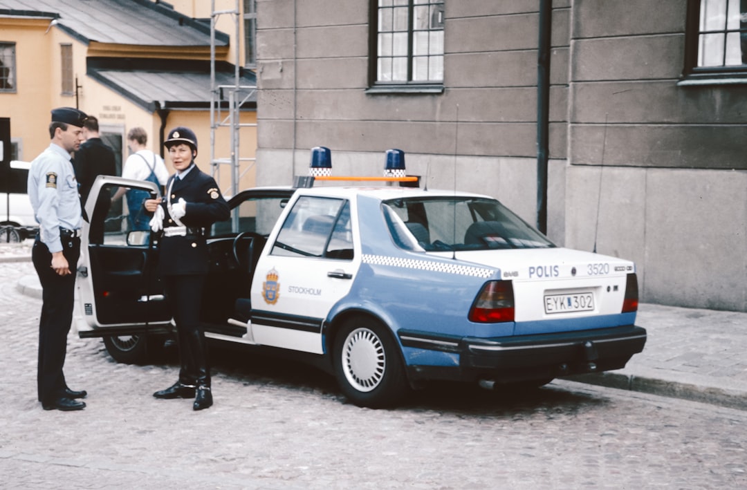 Krwawy atak w szwedzkiej szkole. 18-latek uzbrojony w miecz ranił kilka osób