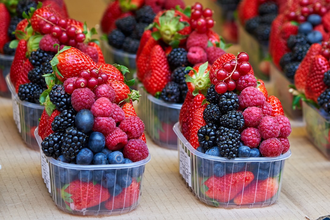 Mit superfoods: Czy egzotyczne jagody i nasiona naprawdę leczą?