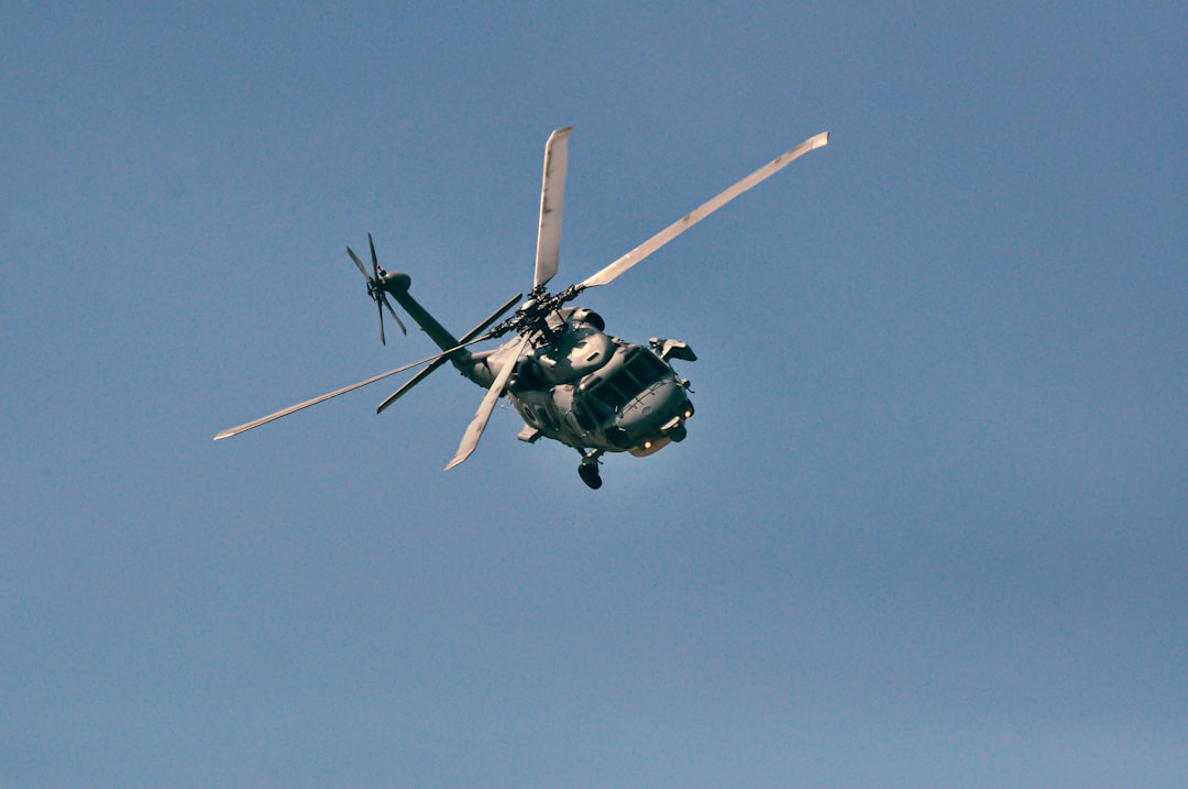 Tragiczna katastrofa helikoptera na greckiej wyspie Sifnos. Nie żyją trzy osoby Tragiczna katastrofa helikoptera na greckiej wyspie Sifnos. Nie żyją trzy osoby