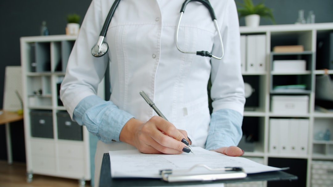 Biała plama w medycynie. Dlaczego lekarze pomijają menopauzę w dokumentacji? Biała plama w medycynie. Dlaczego lekarze pomijają menopauzę w dokumentacji?