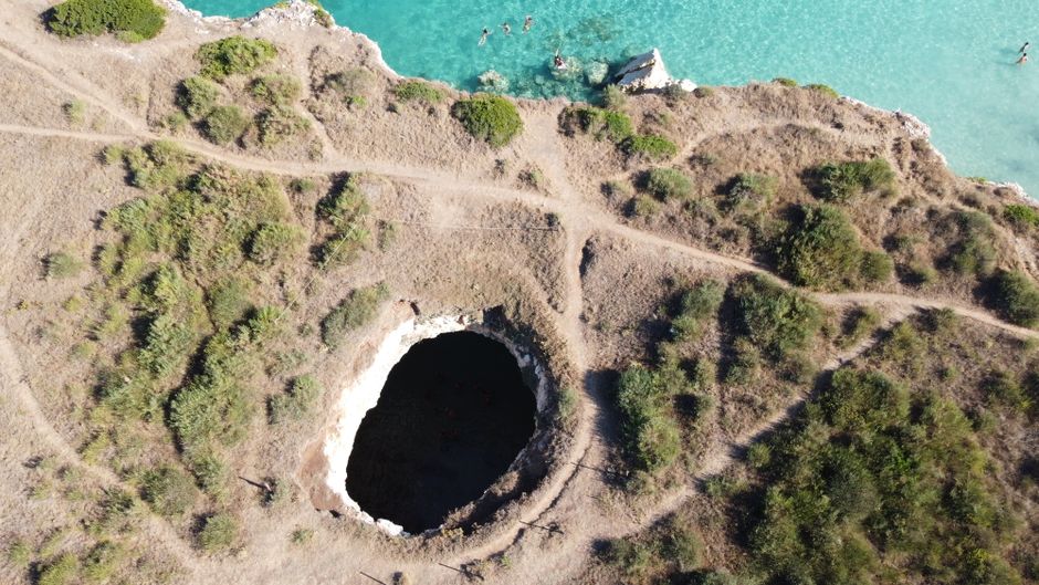 Gigantyczne zapadlisko pod domem Nicolasa Cage’a. Malibu w obliczu kryzysu
