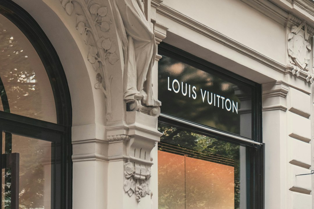 Kryzys luksusu uderza w gigantów. LVMH traci pozycję lidera i wypada z europejskiego TOP 10