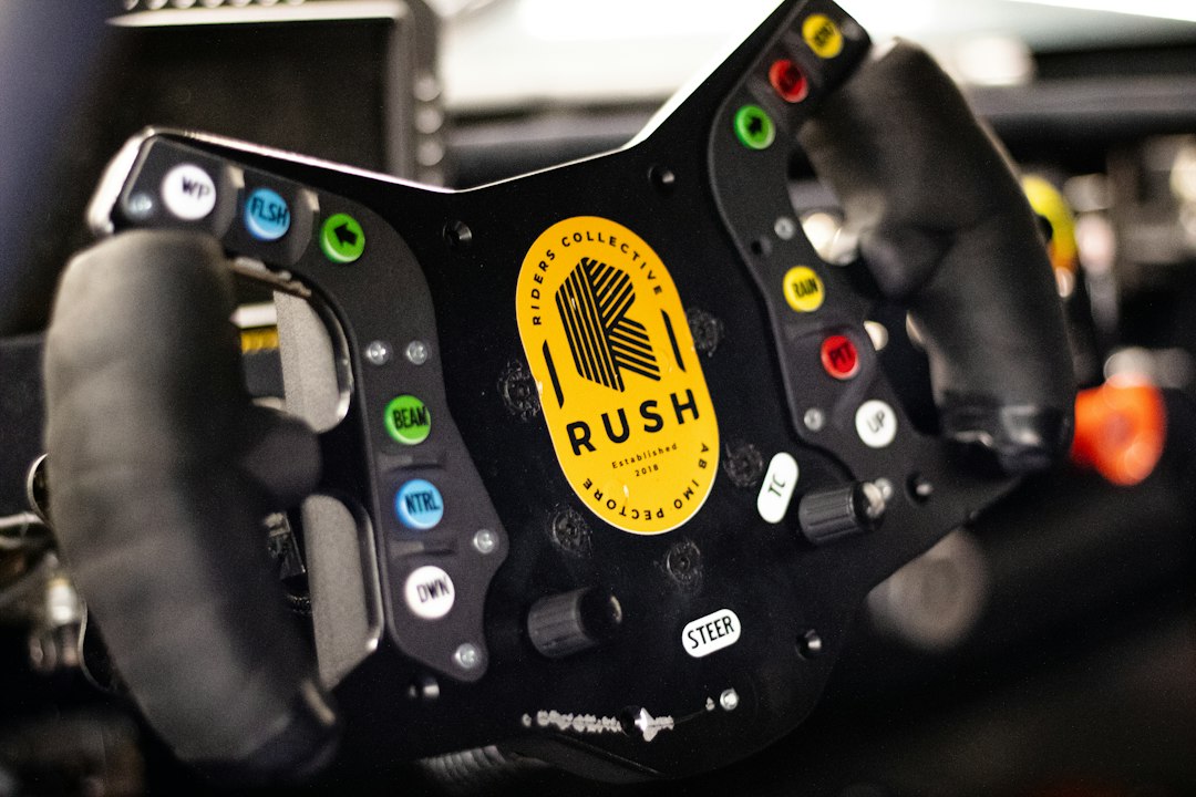 Kultowe rajdówki i gigantyczna przebudowa fizyki. Nowa aktualizacja Assetto Corsa Rally namiesza w simracingu