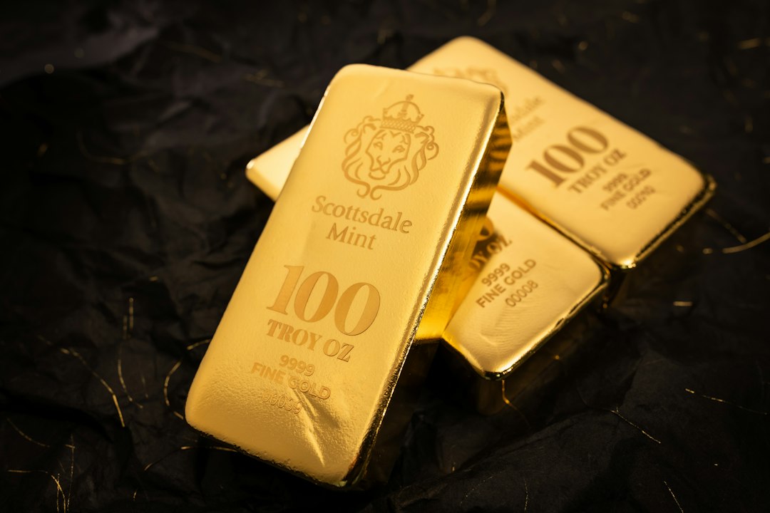 Polskie skarbce pękają w szwach. NBP kupił kolejne tony złota i goni światową czołówkę Polskie skarbce pękają w szwach. NBP kupił kolejne tony złota i goni światową czołówkę