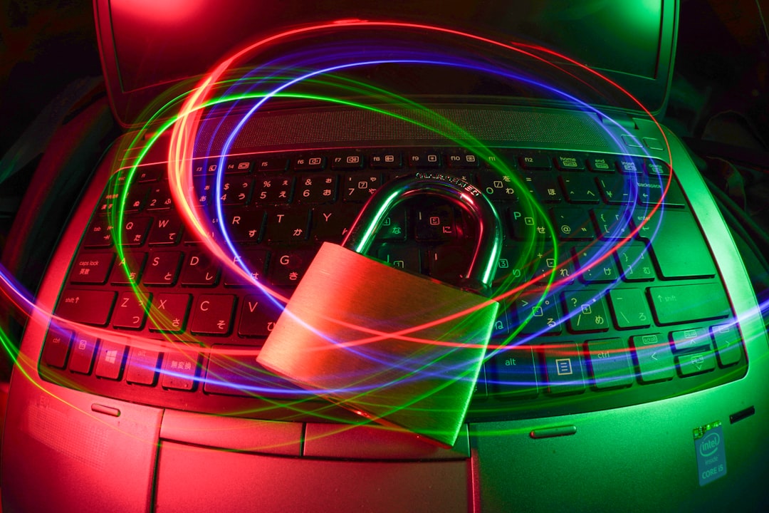 Rozbito siatkę cyberprzestępców. Oferowali fikcyjne maszyny budowlane i prali pieniądze przez kryptowaluty Rozbito siatkę cyberprzestępców. Oferowali fikcyjne maszyny budowlane i prali pieniądze przez kryptowaluty