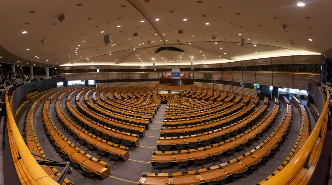 Zaskakująca przeszłość polityka AfD. Dwie dekady temu dzielił szatnię z Robertem Lewandowskim Zaskakująca przeszłość polityka AfD. Dwie dekady temu dzielił szatnię z Robertem Lewandowskim