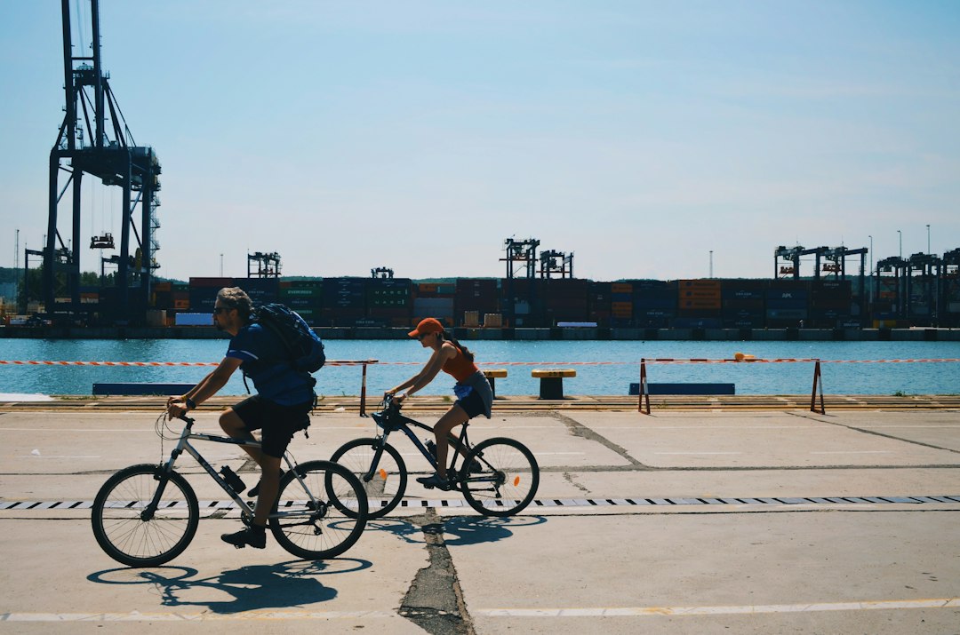 Gdynia hucznie świętuje stulecie. 83. Tour de Pologne wystartował z polskiego wybrzeża